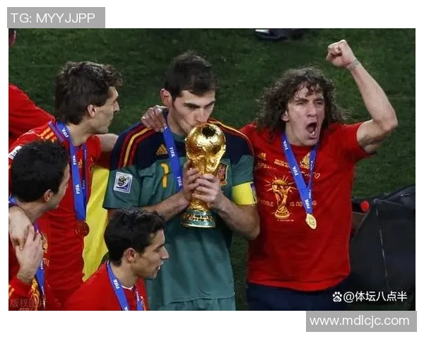 足球场上的8号传奇人物盘点与他们的辉煌足迹